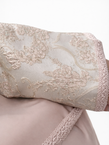 1 Ensemble pantalon satin et veste brocard